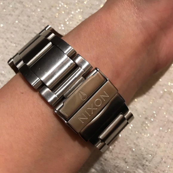 Nixon 51-30 Simplify Swiss Stainless Steel - Picture 4 of 6